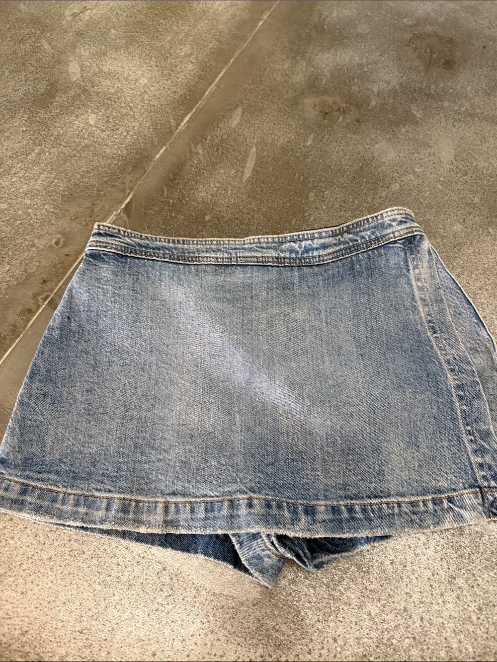 Alice + Olivia Light Blue Denim Skort
